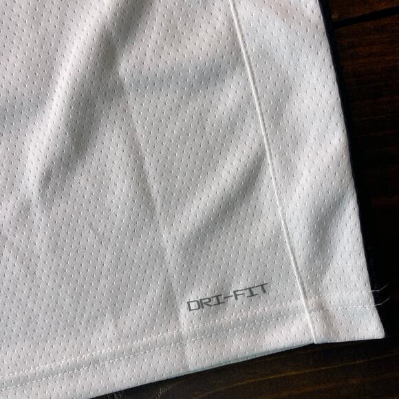 Nike Brooklyn Nets Jersey Men's XL Size 52 White Swingman Kyrie Irving #11 - Picture 2 of 7